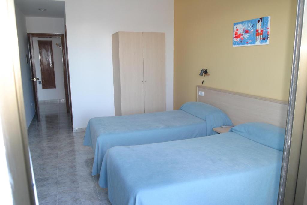 Hostal Sa Prensa ثيوداديلا الغرفة الصورة