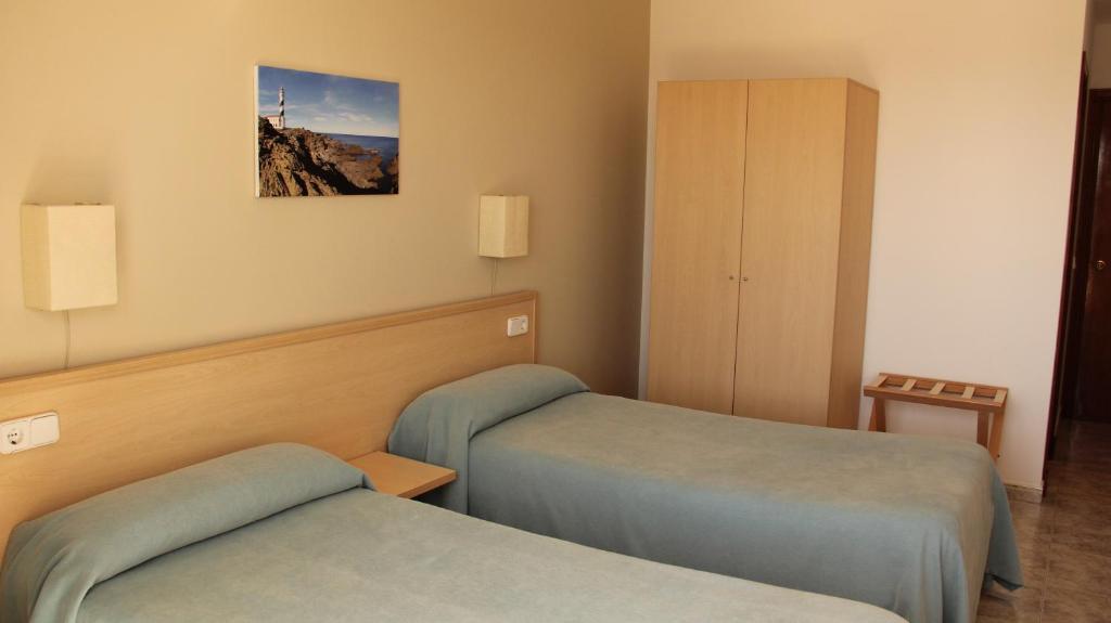 Hostal Sa Prensa ثيوداديلا المظهر الخارجي الصورة